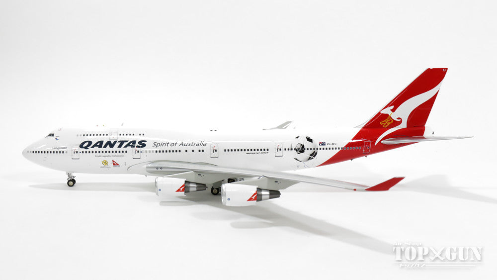 747-400ER Qantas Special Paint "Socceroos" (with stand) VH-OEJ 1/200 *Made of metal [IF747QFA008]