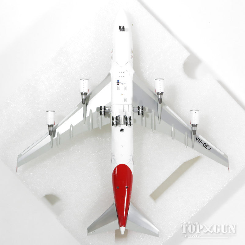 747-400ER Qantas Special Paint "Socceroos" (with stand) VH-OEJ 1/200 *Made of metal [IF747QFA008]