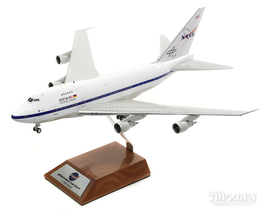 747SP NASA/DLR German Aerospace Center SOFIA Project (Airborne Observatory) Operational aircraft (stand included) N747NA 1/200 *Made of metal [IF747SP0117]