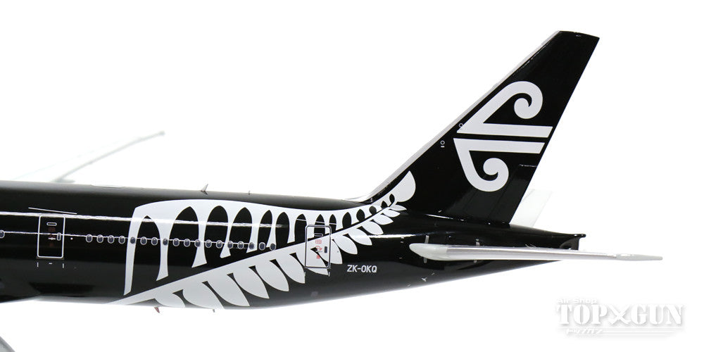 777-300ER Air New Zealand New Paint "All Blacks" ZK-OKQ (Stand Included) 1/200 *Made of metal [IF7773ANZ773]