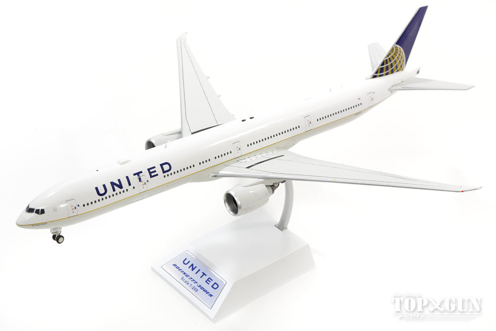 777-300ER United Airlines (stand included) N58031 1/200 *Made of metal [IF7773UTD001]