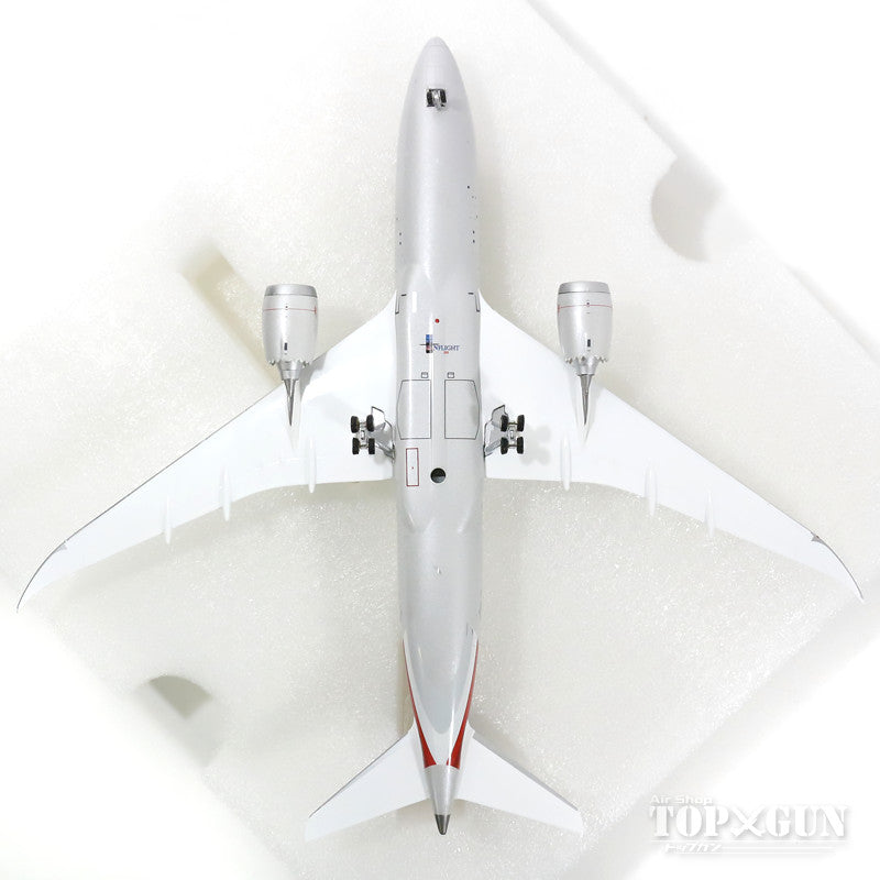 787-8 American Airlines N801AC (stand included) 1/200 [IF7870315]