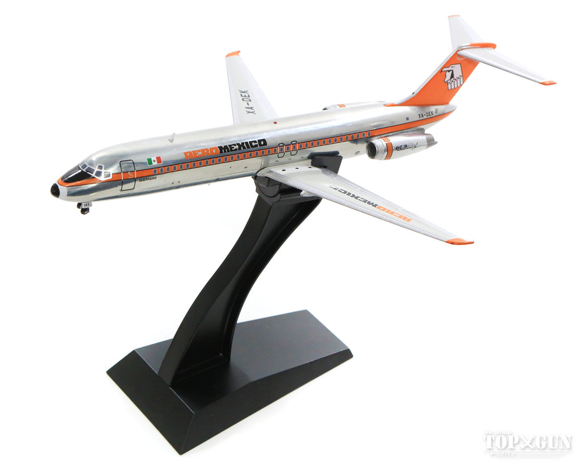 DC-9-32 Aeromexico 70s Polished finish (stand included) XA-DEK 1/200 *Made of metal [IF930AM1018P]