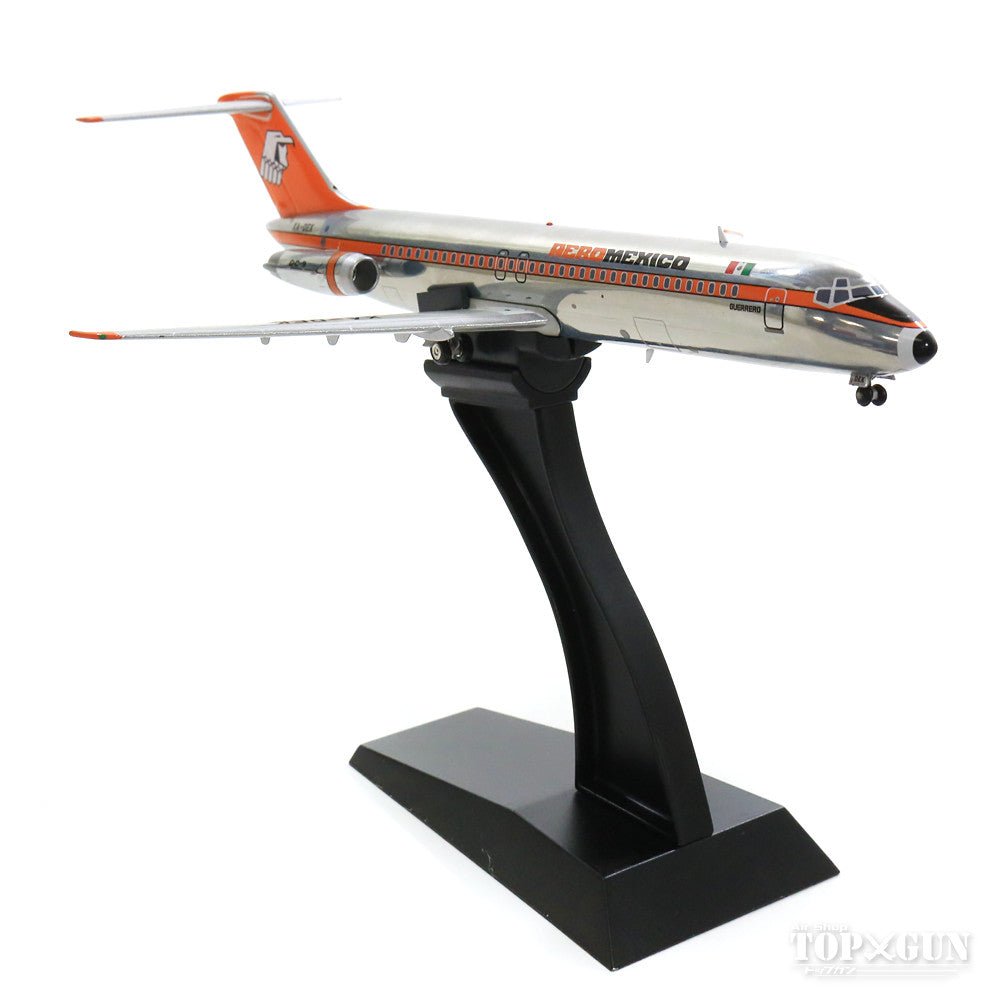 DC-9-32 Aeromexico 70s Polished finish (stand included) XA-DEK 1/200 *Made of metal [IF930AM1018P]