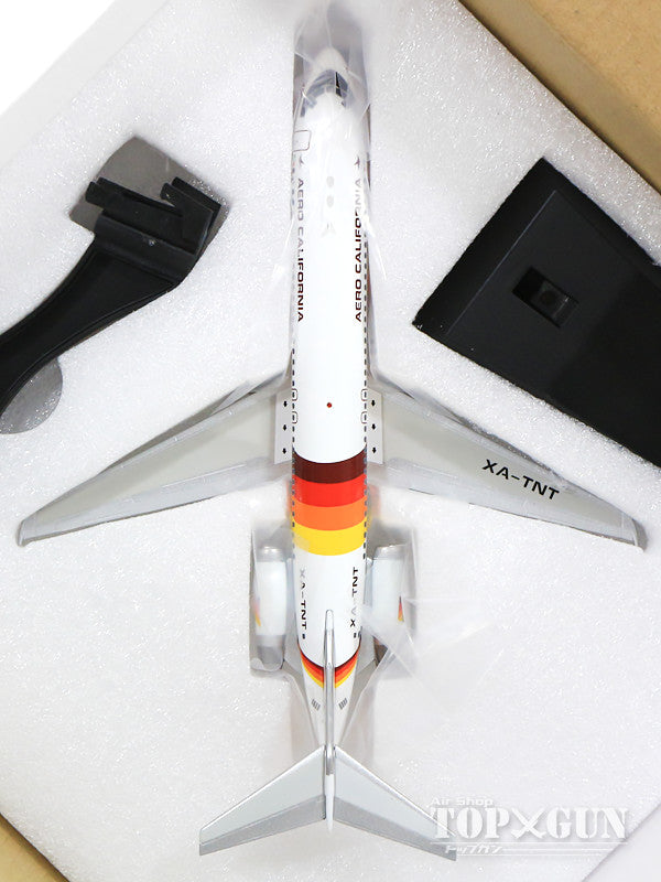 DC-9-32 Aerocalifornia XA-TNT (stand included) 1/200 [IF932JR0819]