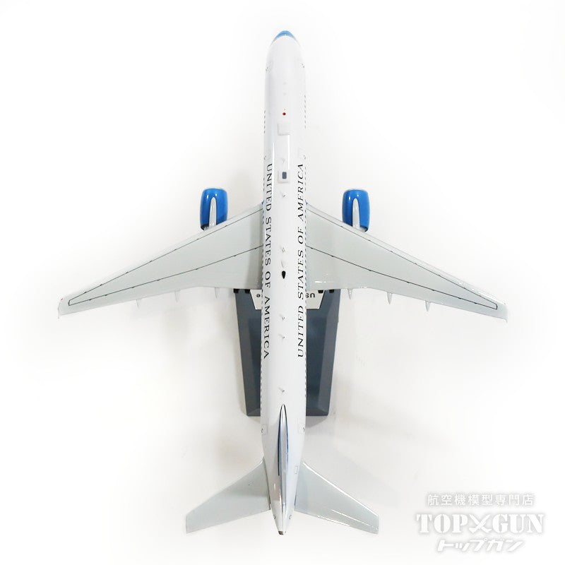インフライト1/200 C-32A (757-200) アメリカ空軍 NG Models C-32A (757-200) アメリカ空軍 「equipped with PW2040