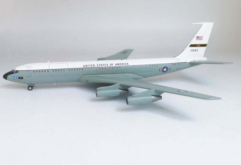 Inflight200 USAF KC-135R 61-0318 空中給油機