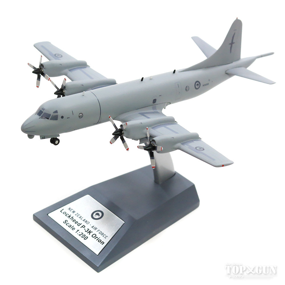 P-3K New Zealand Air Force (stand included) NZ4202 1/200 *Made of metal [IFP30118]