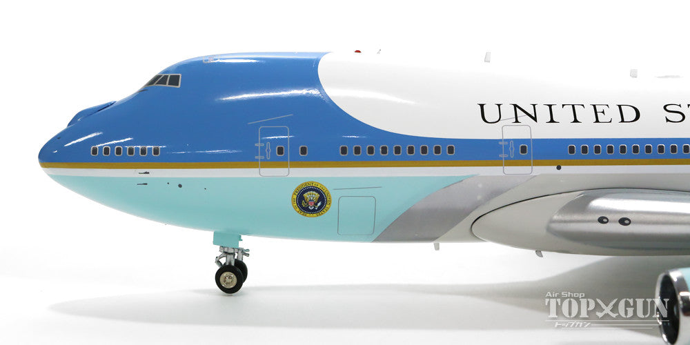 VC-25A US Air Force Presidential Aircraft "Air Force One" No. 2 #82-9000 1/200 *Stand included, made of metal [IFUSA02AP]