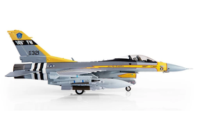 F-16C（ブロック30E） アメリカ空軍 テキサス州空軍 第149戦闘航空団 第182戦闘飛行隊 特別塗装「空軍70周年」 2017年 #86-0321 1/72 [JCW-72-F16-013]