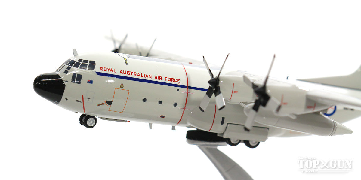 C-130E オーストラリア空軍 A97-181 (スタンド付属) 1/200 [JF-C130-021]