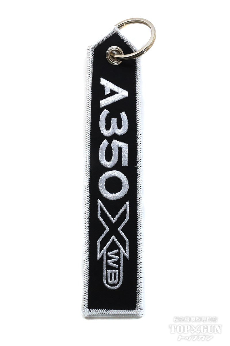 A350 Starlux Airlines Flight Tag Keyring (Black) [LGP200003]