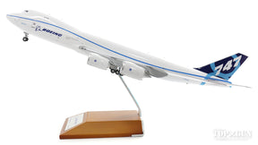 747-8F（貨物型） ボーイング社 ハウスカラー（スタンド付属） N747EX 1/200 ※金属製 [LH2074]