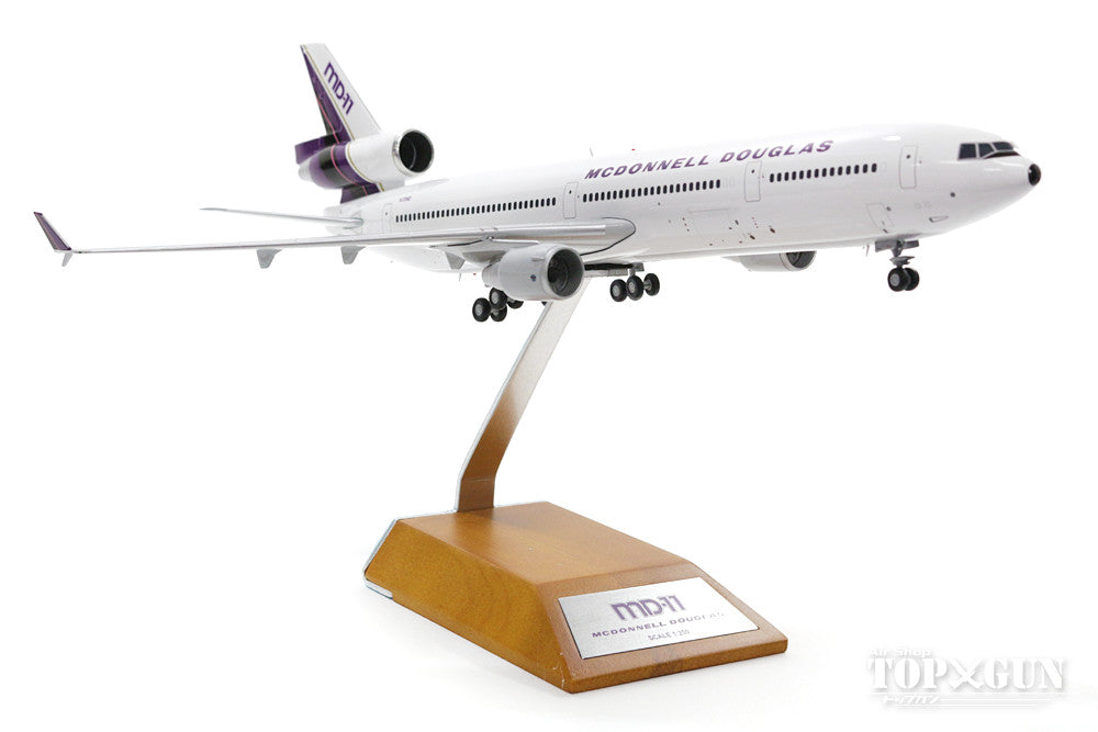 MD-11 McDonnell Douglas House Color White 1990 (Stand Included) N311MD 1/200 *Made of metal [LH2077]