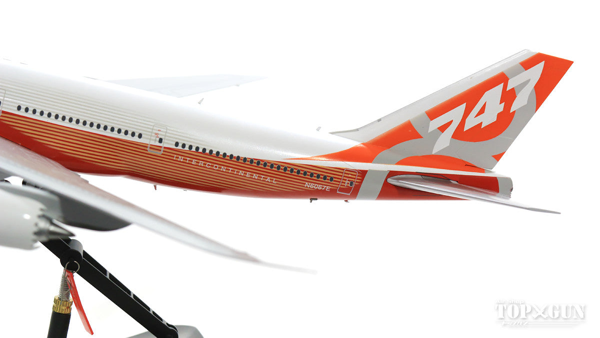 747-8i Boeing House Color "Sunrise Livery" N6067E (stand included) 1/200 *Made of metal [LH2078]