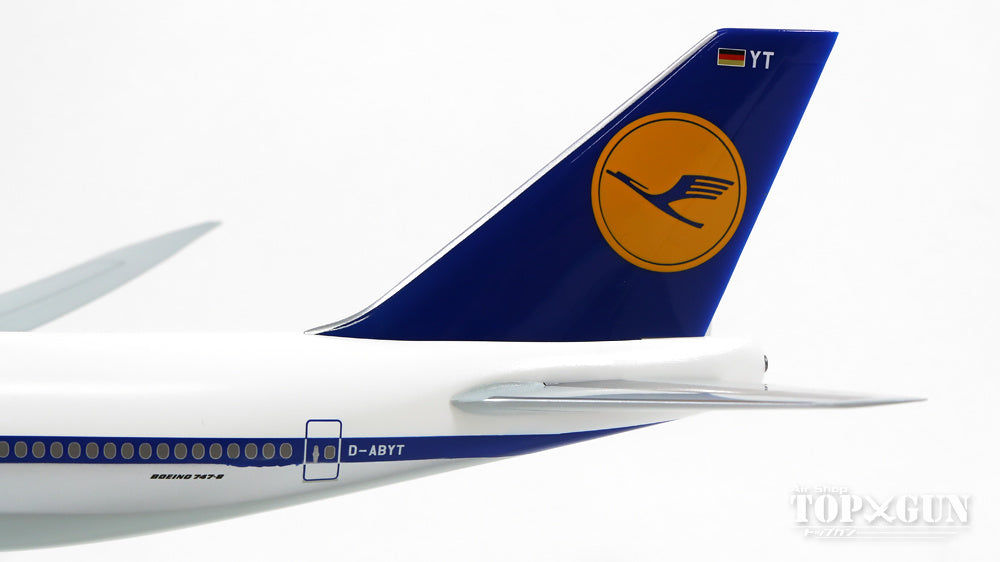 747-8i ルフトハンザドイツ航空 特別塗装 「50年代復刻レトロ」 （ギアなし・スタンド仕様） D-ABYT 「ケルン／Cologne」 1/200 ※プラ製 [LH35]
