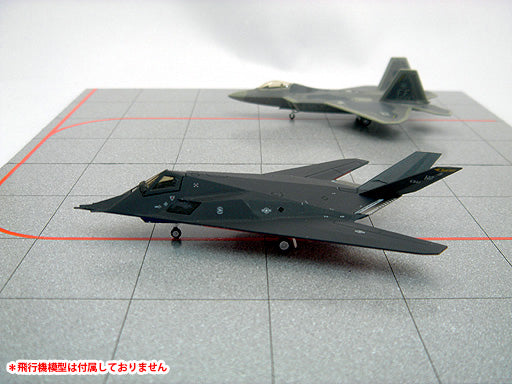 1/200用 空港ジオラマ エプロン［木製］PBB付き 1:200 空港ジオラマシート ジオラマ エプロン モデルプレーン用