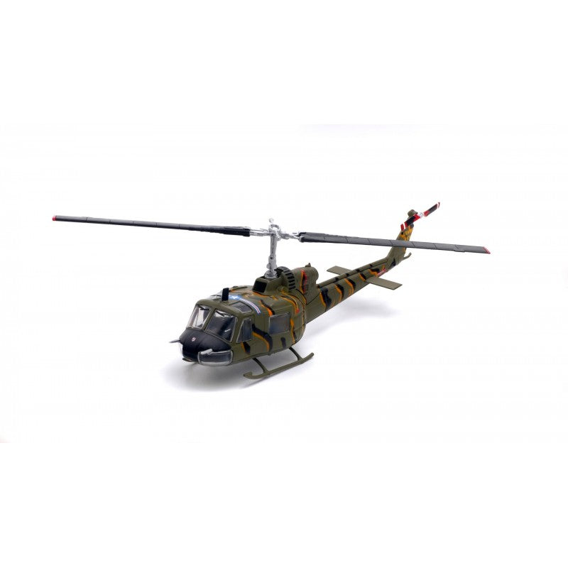 UH-1B US Army Tan Son Nhat Base, South Vietnam 1964 1/72 [S7200010]