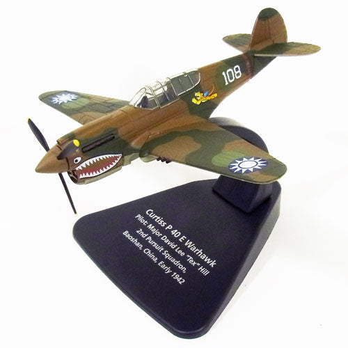 Curtiss P40E Warhawk 1/72 [OXAC043]