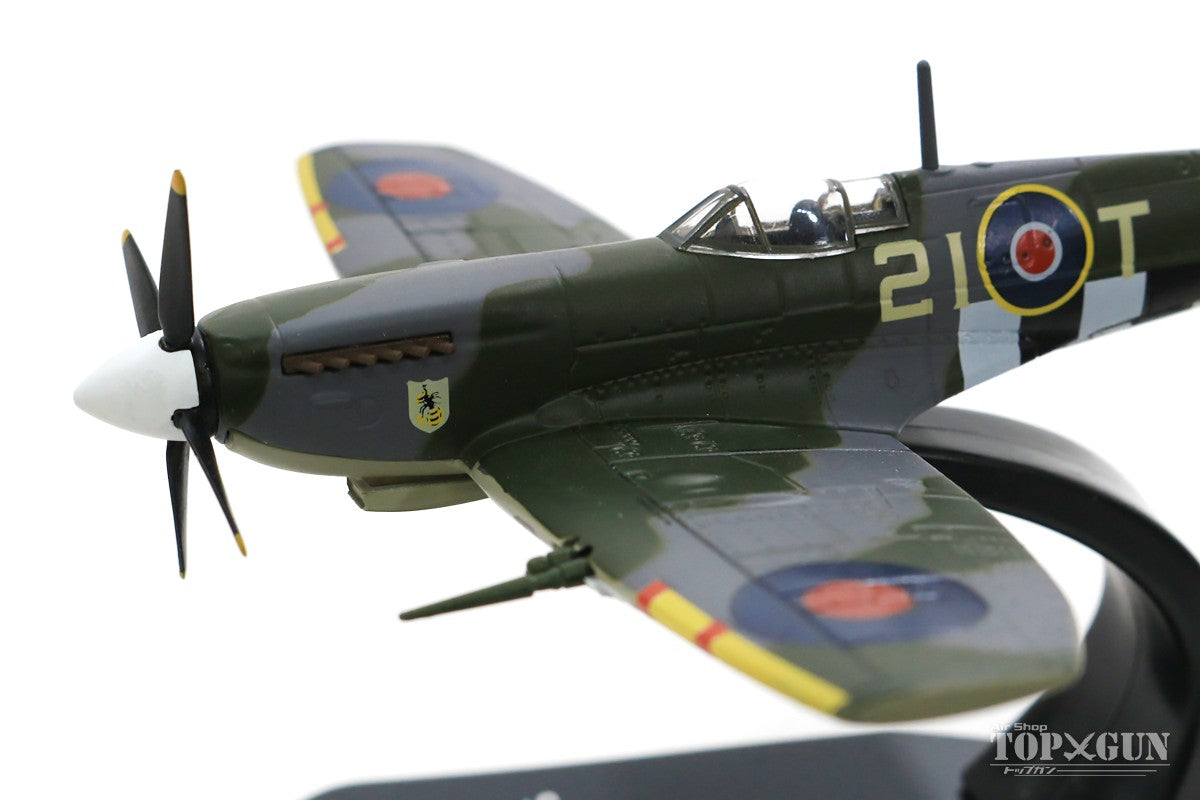 Spitfire Mk.IXE Royal Canadian Air Force (RCAF) No.443 Squadron Belgium 1945 21-T 1/72 *Stand only [OXAC098]