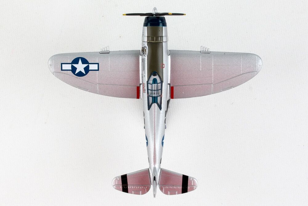 P-47D Thunderbolt, US Army Air Forces, 405th Fighter Group, 510th Fighter Squadron, Lt. Howard Klann, France, 1944 #42-26249 "Kansas Tornado II" 1/100 *For stand display only [PS5359-4]