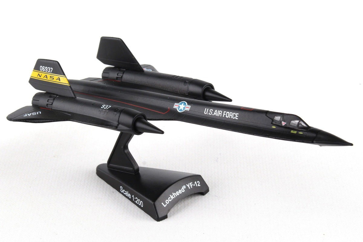 YF-12 US Air Force NASA 1/200 *No gear, stand only [PS5389-1]