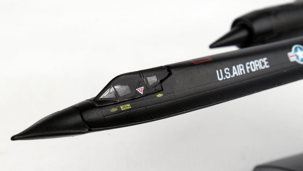 YF-12 US Air Force NASA 1/200 *No gear, stand only [PS5389-1]