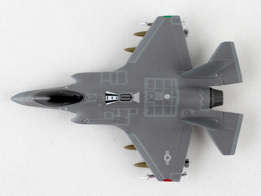 F-35 US Air Force VERSION A 1/144 *No gear, stand only [PS5602]