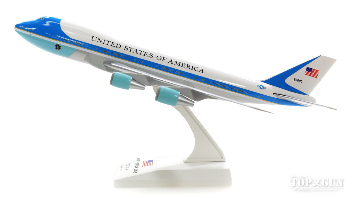 VC-25A (747-200) US Air Force US Presidential Aircraft Air Force One #29000 (without gear/stand included) 1/250 *Plastic [SKR041]