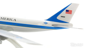 VC-25A(747-200) アメリカ空軍 米国大統領専用機 エアフォースワン #29000 (ギアなし/スタンド付属) 1/250 ※プラ製 [SKR041]