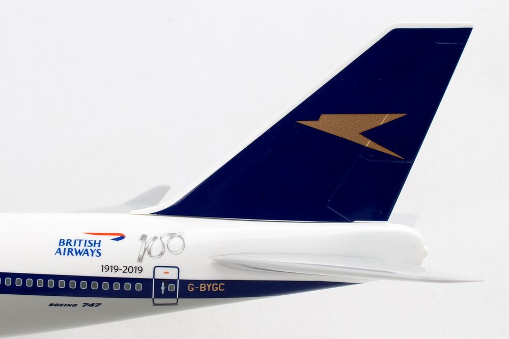 747-400 British Airways "BOAC 100th Anniversary Paint" G-BYGC (gear/stand included) 1/200 *Plastic [SKR1015]