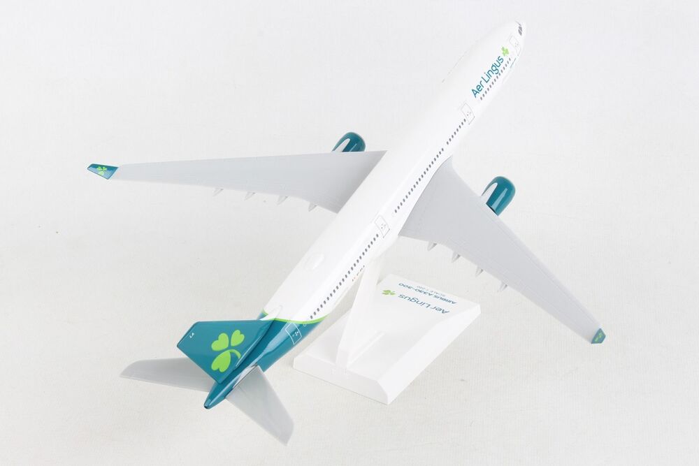 A330-300 Aer Lingus EI-ELA (without gear/stand included) 1/200 *Plastic [SKR1024]