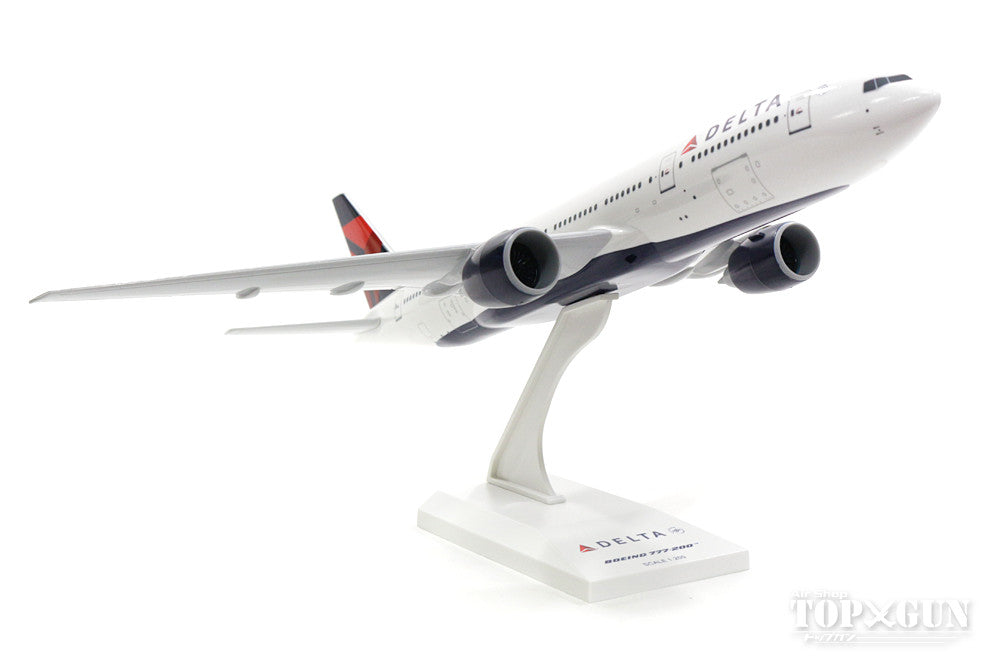 777-200ER Delta Airlines (without gear/stand included) 1/200 *Plastic [SKR374]