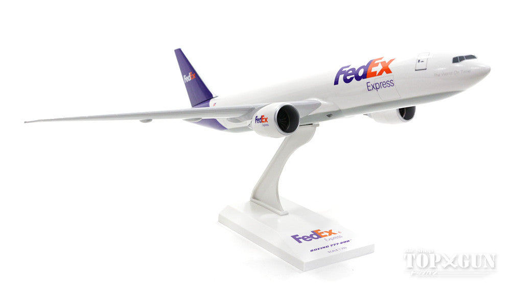 777F (Cargo Plane) FedEx (without gear/stand included) 1/200 *Plastic [SKR413]