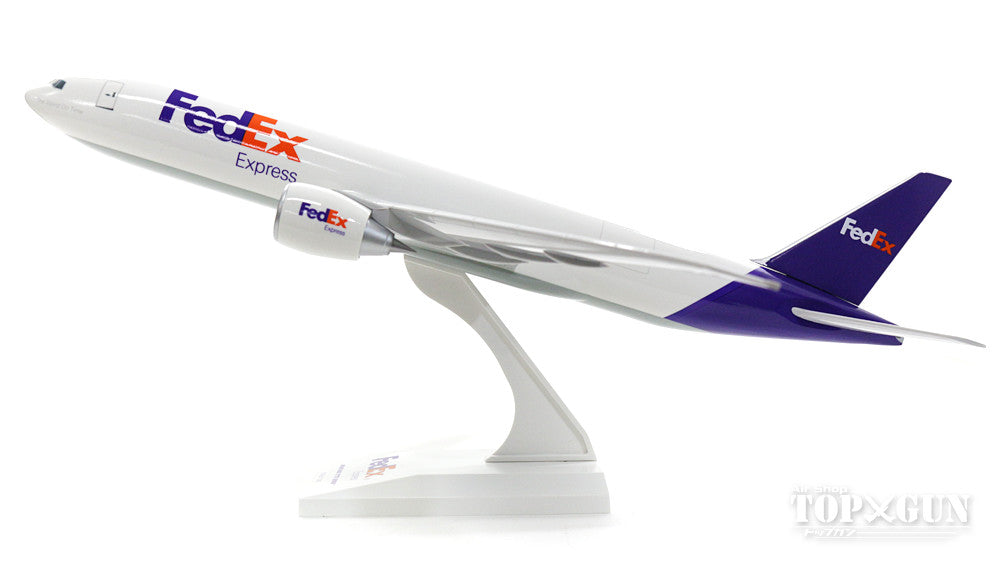 777F (Cargo Plane) FedEx (without gear/stand included) 1/200 *Plastic [SKR413]