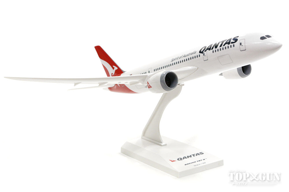 787-8 Qantas (without gear/stand included) 1/200 *Plastic [SKR429]