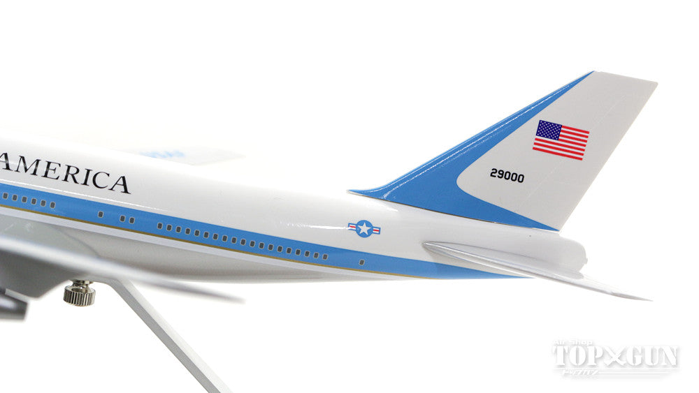 747-200 Air Force One US Presidential Plane #29000 (Gear/Stand Included) 1/200 *Plastic [SKR5005]