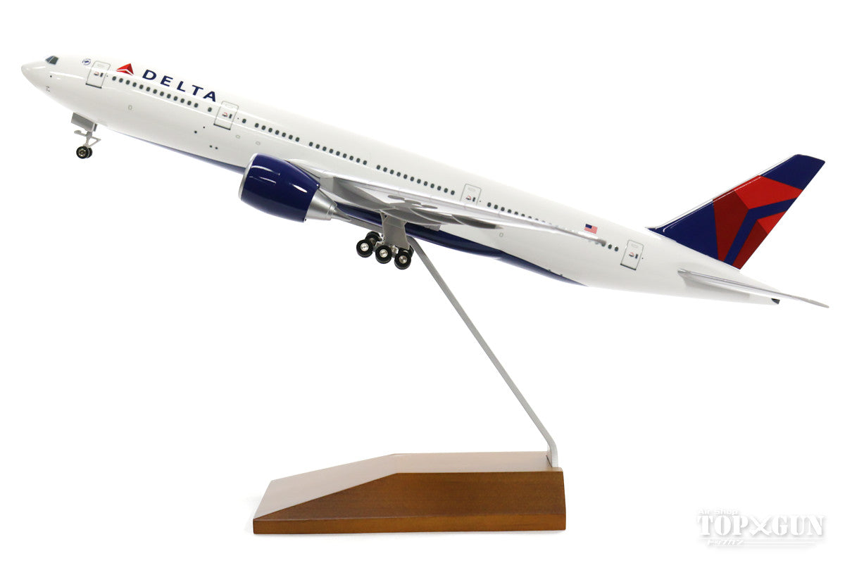 777-200LR Delta Airlines No aircraft number (Gear/wooden stand included) 1/200 *Plastic [SKR5009]