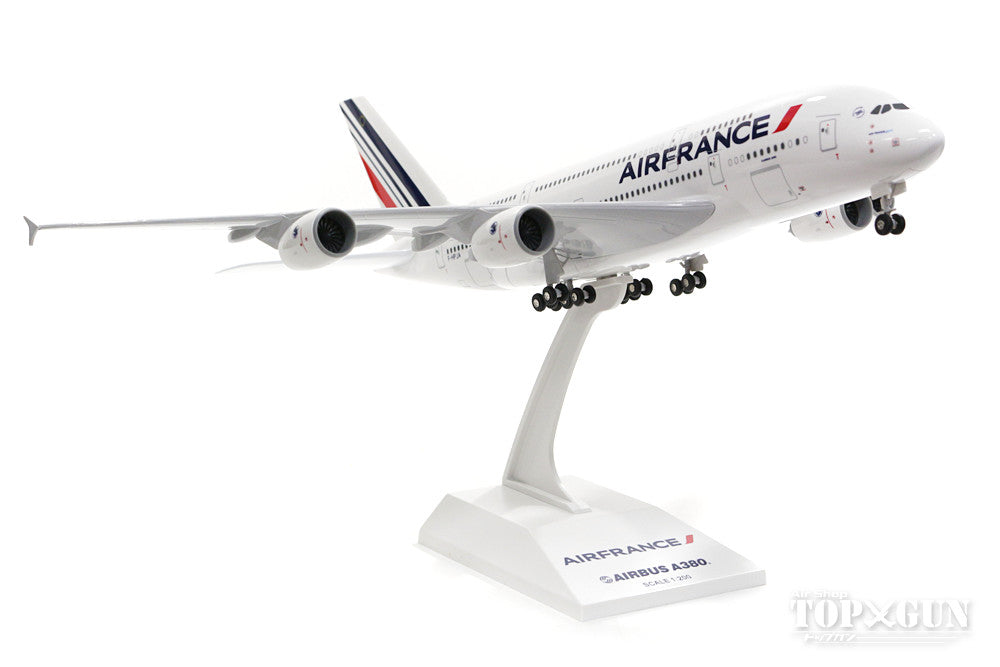 A380 Air France F-HPJA (gear/stand included) 1/200 *Plastic [SKR617S]