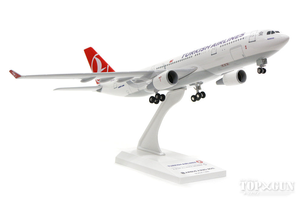 A330-200 Turkish Airlines TC-JNA (gear/stand included) 1/200 *Plastic [SKR743]