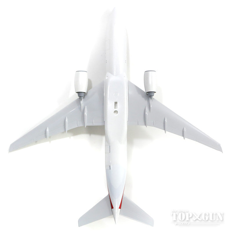 777-200ER American Airlines N775AN (without gear/stand included) 1/200 *Plastic [SKR747]