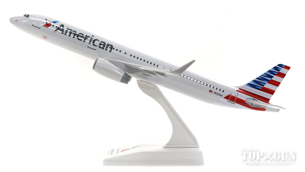 A321 American Airlines N123AA (without gear/stand included) 1/150 *Plastic [SKR753]