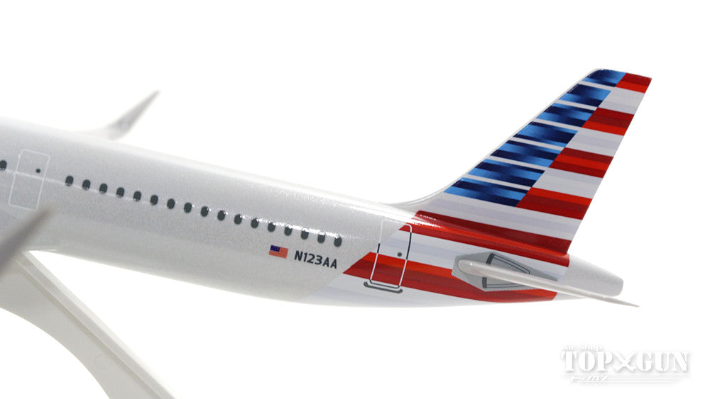 A321 American Airlines N123AA (without gear/stand included) 1/150 *Plastic [SKR753]