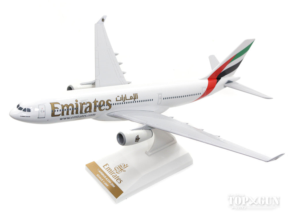 A330-200 Emirates Airlines A6-EKX (without gear/stand included) 1/200 *Plastic [SKR825]