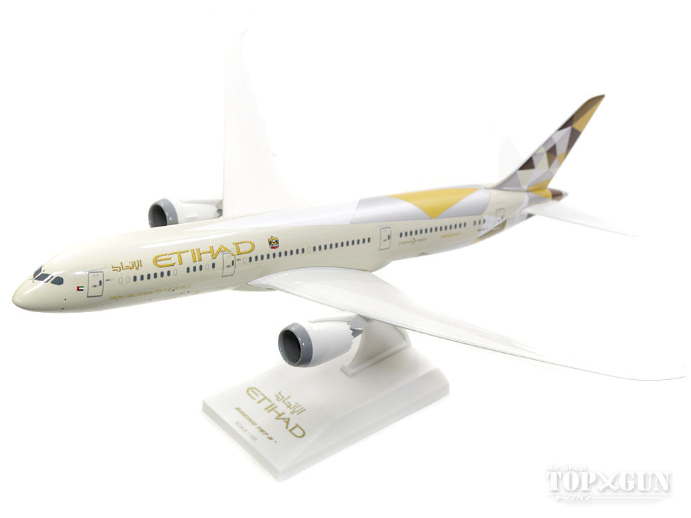 787-9 Etihad Airways A6-BLA (without gear/stand included) 1/200 *Plastic [SKR834]