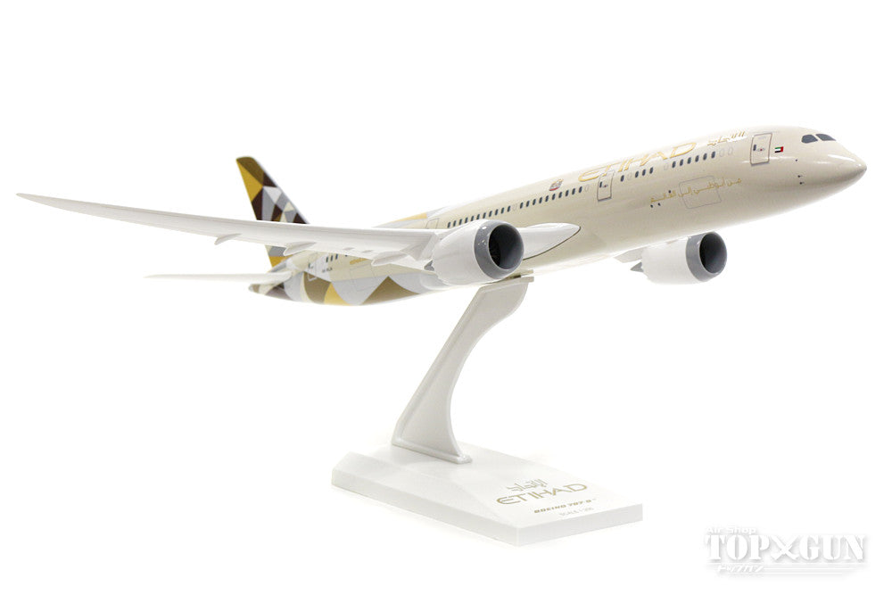 787-9 Etihad Airways A6-BLA (without gear/stand included) 1/200 *Plastic [SKR834]