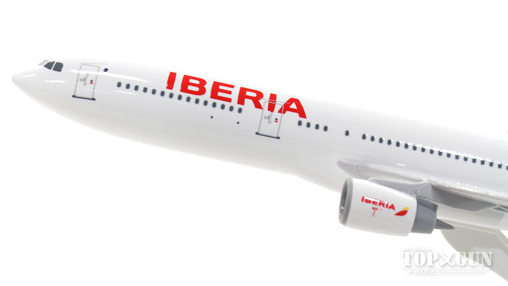 A330-300 Iberia Airlines F-WWKA (without gear/stand included) 1/200 *Plastic [SKR836]