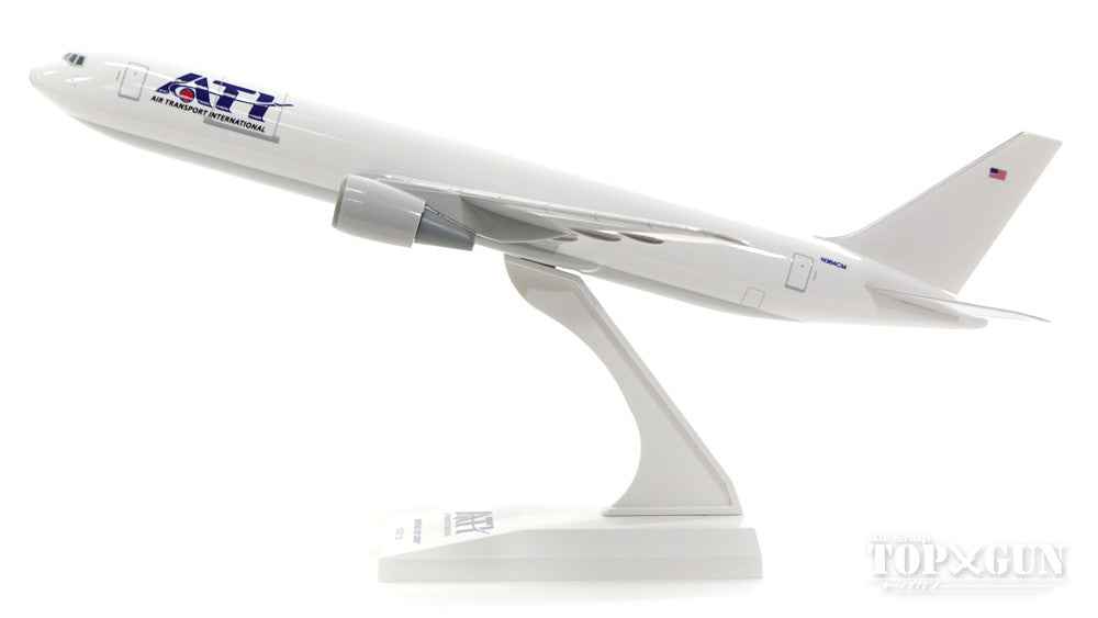 767-300ER(BDSF) ATI Air Transport International Airlines N364CM (without gear/stand included) 1/200 *Plastic [SKR871]