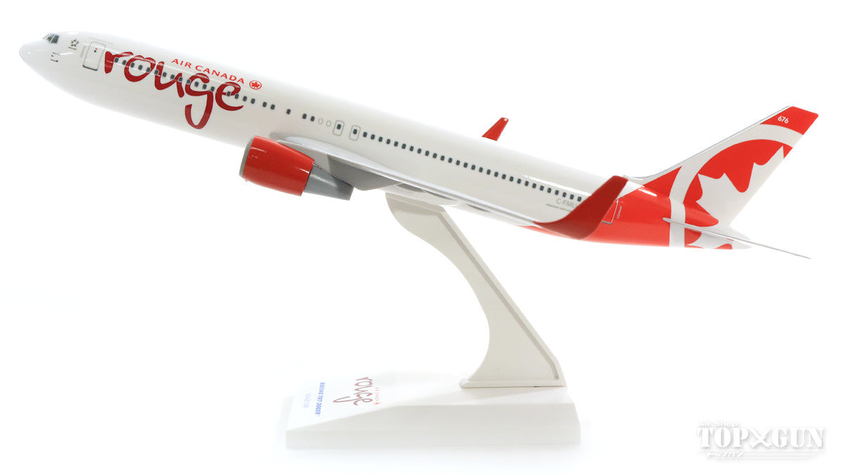 767-300ERw Air Canada Rouge C-FMLV (without gear/stand included) 1/200 *Plastic [SKR898]