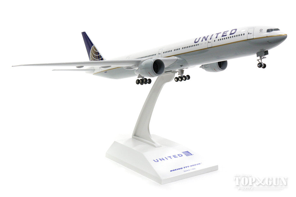 777-300ER United Airlines N58031 (gear/stand included) 1/200 *Plastic [SKR900]